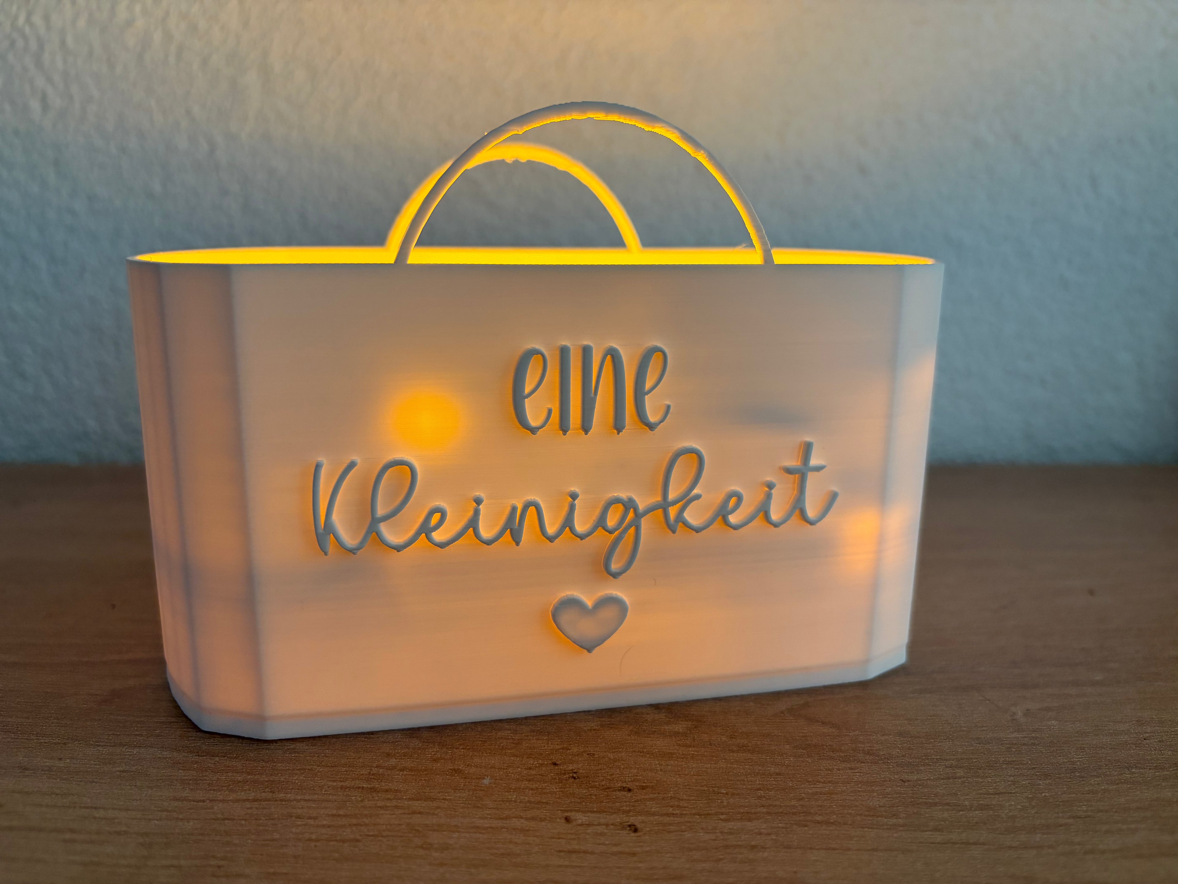 Leuchtende Geschenktasche „Kleinigkeit“
